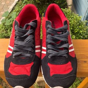 Men’s Diesel sneakers 10.5